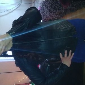 Suzy Shier black faux leather jacket Sz Large
